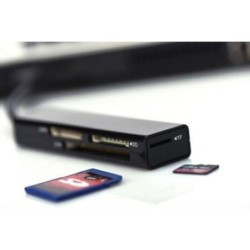 LETTORE CARD UNIVERSALE USB 30