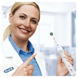 ORAL-B Cross Action confezione da 3 EB50RB-3