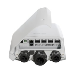 Mikrotik CRS504-4XQ-OUT switch di rete Gestito L3 Fast Ethernet [10/1