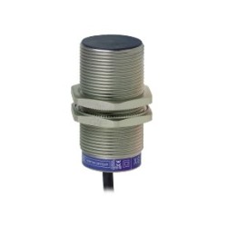 Inductive proximity sensor