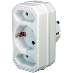 Adapter with 2 + 1 sockets