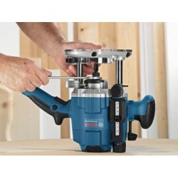 Bosch GOF 1250 CE Nero, Blu 24000 Giri/min 1250 W