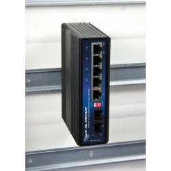 4 Port Gigabit PoE Budget 126W 4x PoE 1x LAN / 1x SFP 1x SFP DIN Powe