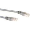 Cavo patch ACT grigio LSZH U/UTP CAT6 da 7 metri con connettori RJ45.